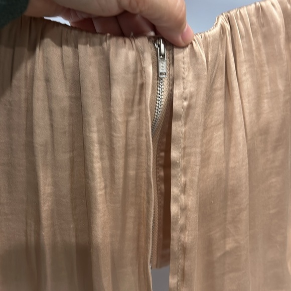 Revolve Bardot Caught Sleeve Off Shoulder Satin Bustier Top in Pebble - 4 - Picture 10 of 15